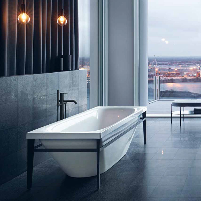 Duravit XViu Ванна отдельностоящая, акриловая бесшовная панель, слив-перелив, цвет: матовый черный