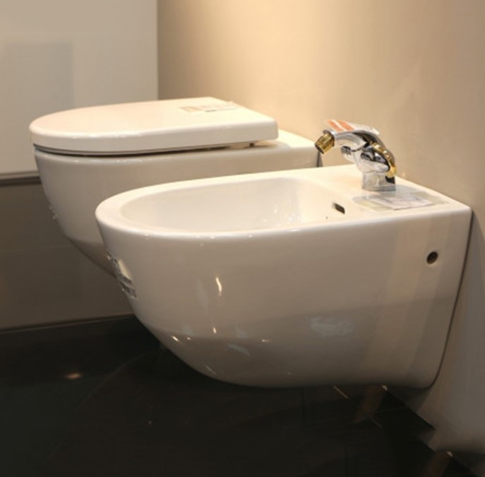 Laufen Pro Биде подвесное, с 1 отв, боковые отверстия для подвода воды, цвет: белый