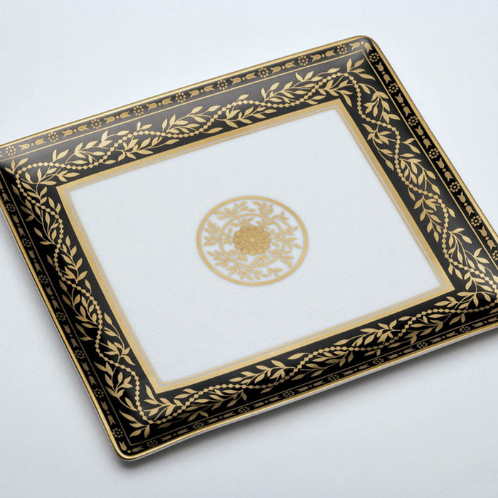 THG MARQUISE NOIR DECOR OR Поднос керамический, настольный, small size, декор черный/золото, цвет: белый