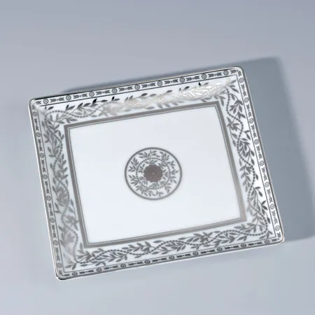THG MARQUISE BLANC DECOR PLATINE Поднос керамический, настольный, middle size, декор платина, цвет: белый